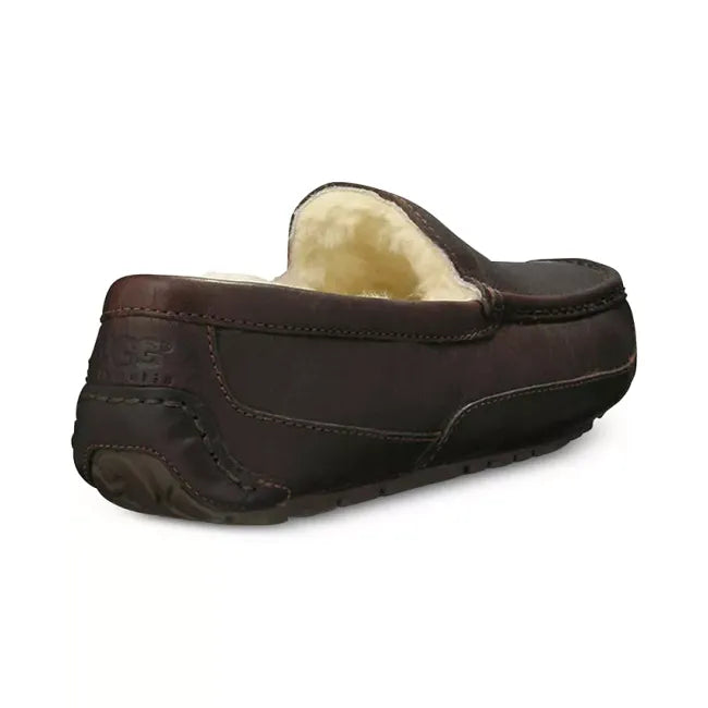 UGG Men's Ascot Leather Slipper