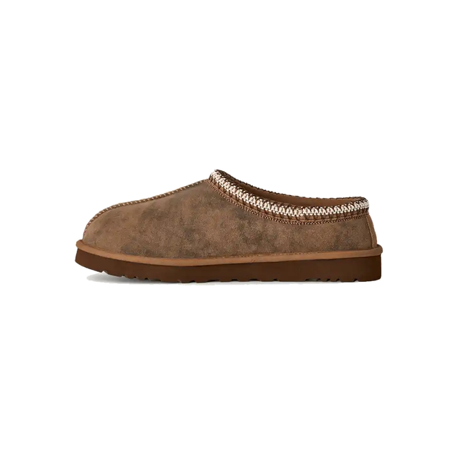 Medial side of UGG Men's Tasman Baxter Slipper in Chestnut brown