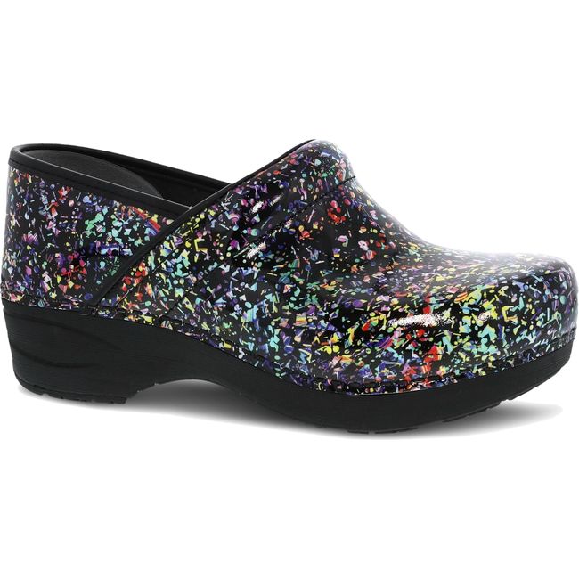 Dansko Women's XP 2.0 Color Pop Patent Clog – Roderer Shoe Center