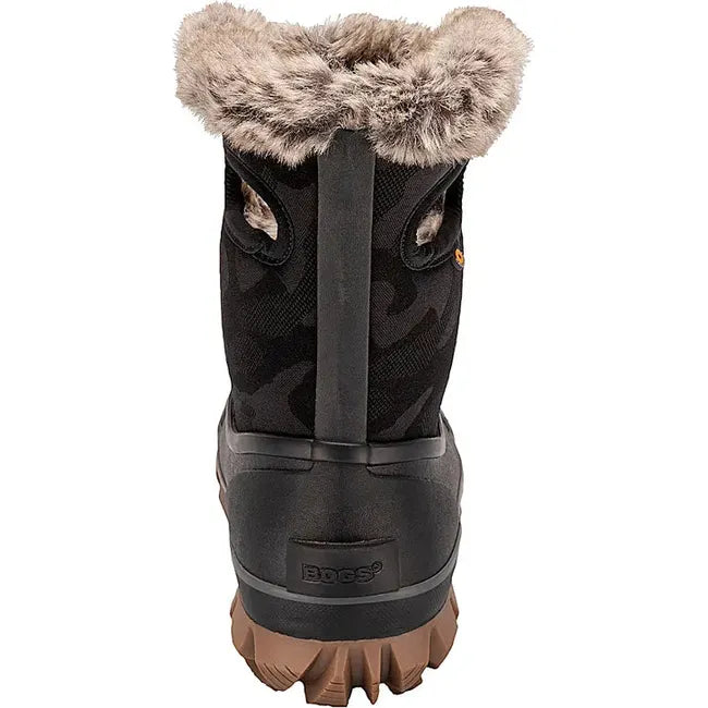 Heel of Women's Bogs Arcata Tonal Camo Waterproof Boot in Black with fur lining
