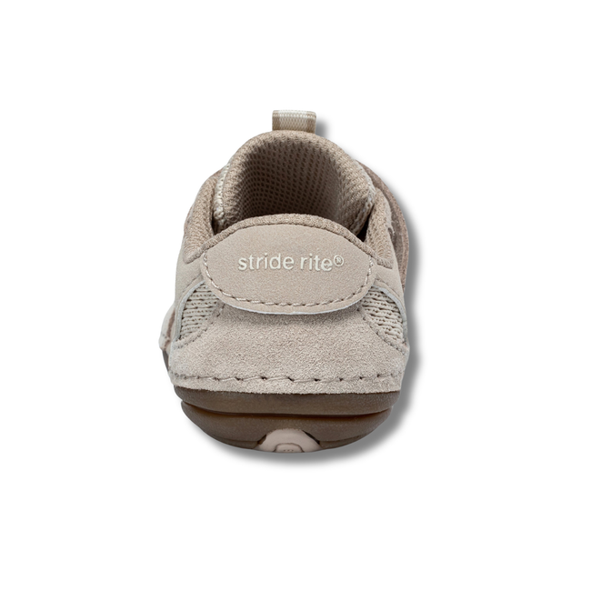 Heel of Stride Rite Kids' Soft Motion Jules Sneaker in Toffee Beige