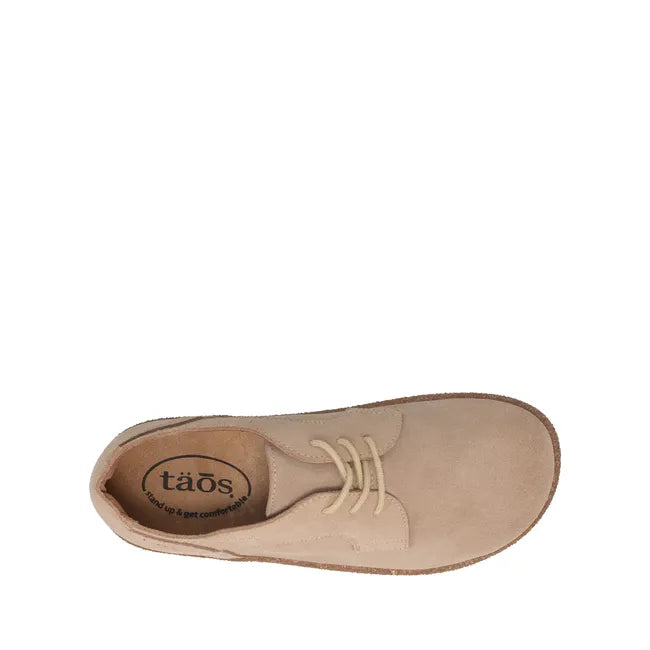 Top down view of Women's Taos Utmost Oxford Shoe in sand suede upper color