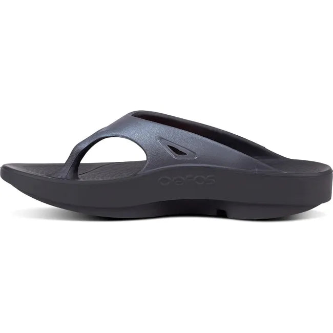 Medial side of Unisex OOfos OOriginal Sport Sandal in Graphite grey