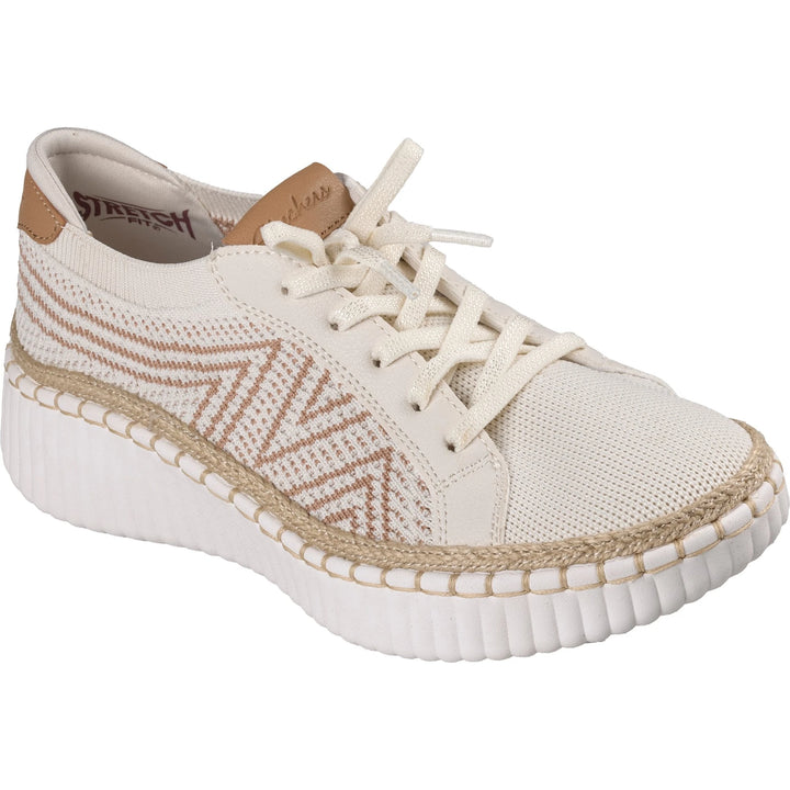 Three-quarter view of Skechers Women&