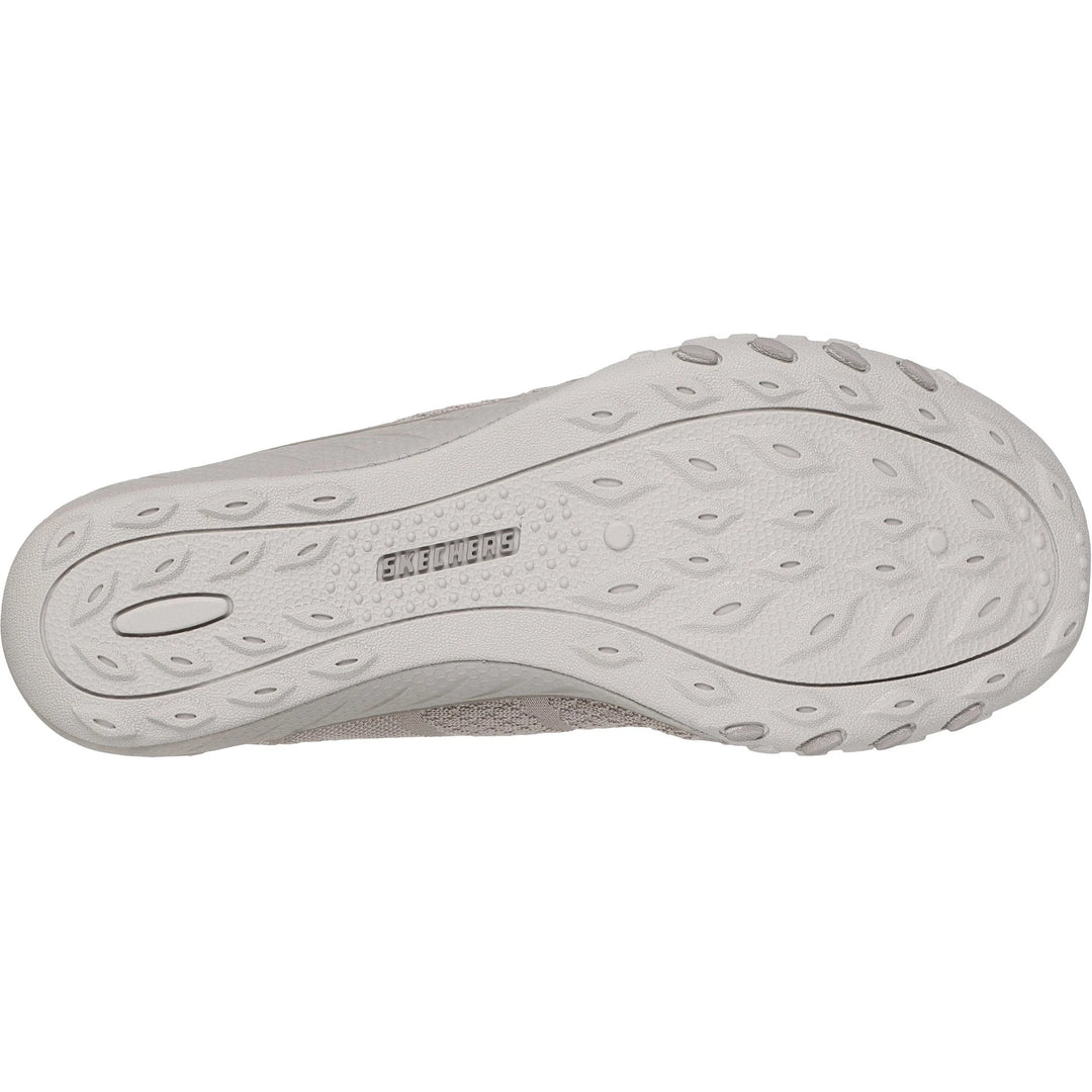 Sole of Skechers Women&