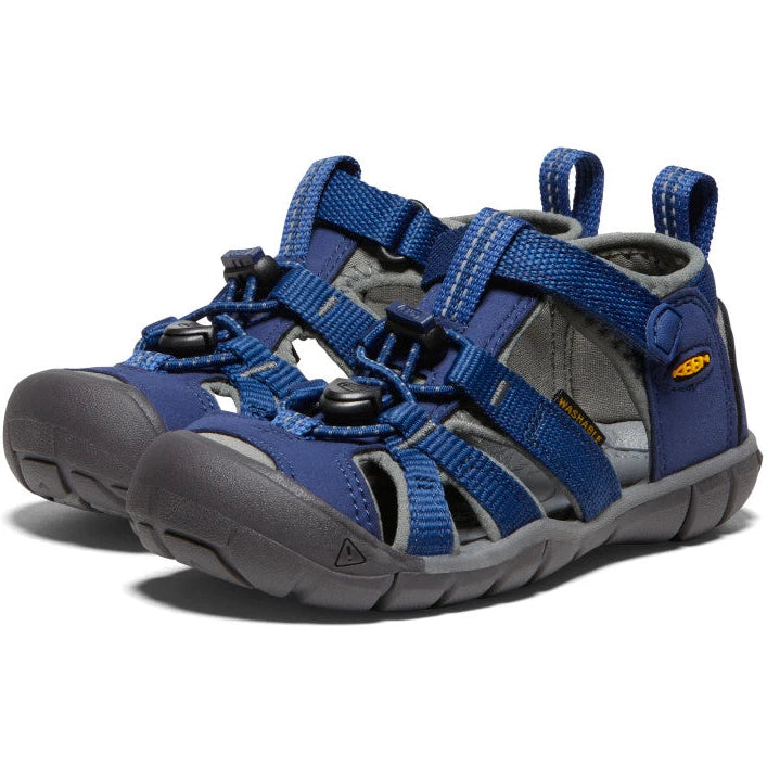 Pair of Keen Kids&