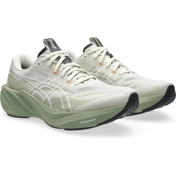Front angle of ASICS Men&
