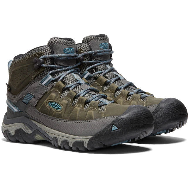 Pair of Keen Women&