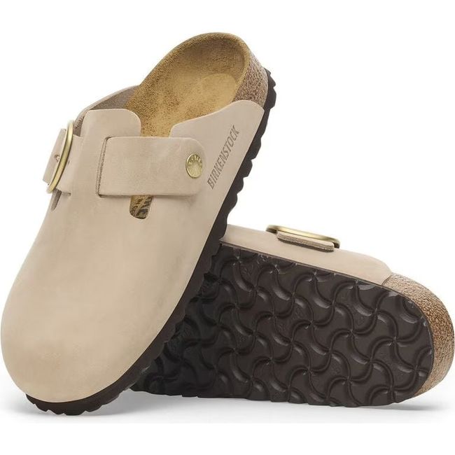 Upper and sole of Birkenstock Women&