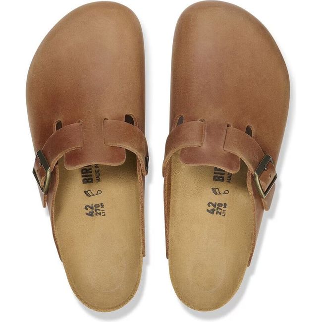 Top down view of Birkenstock Men's Boston Oiled Leather Clogs in Cognac brown
