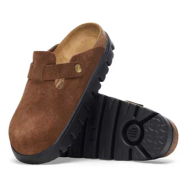 Upper and sole of Birkenstock Boston Chunky Clog in Dark Tea Brown suede with black platform sole