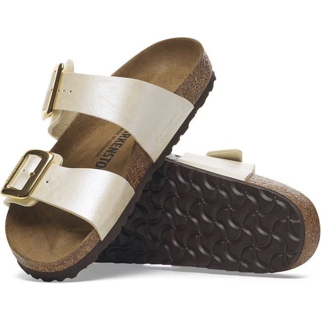 Upper and sole of Birkenstock Women&