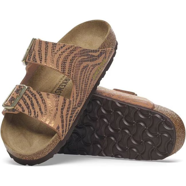 Upper and sole of Birkenstock Women&