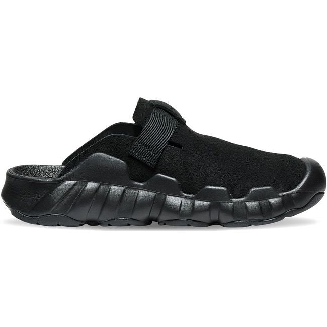 Lateral side of Keen Men's Hyperport Leather Clog in All Black