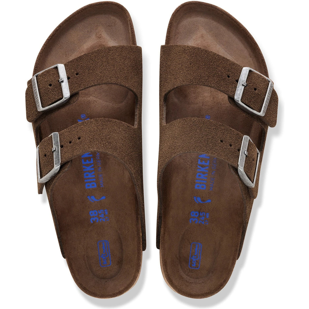 Top down view of Birkenstock Unisex Arizona Soft Footbed Suede Sandals in Carafe Tonal
