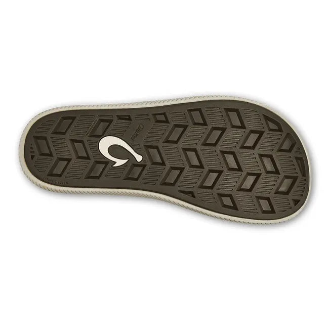Sole of the Dark Wood Brown Mens Olukai Ulele Flip Flop with brown tread