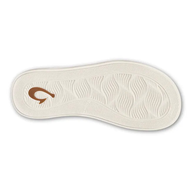 White sole of a Men's Olukai Leeward Flip Flop Beach Sandal