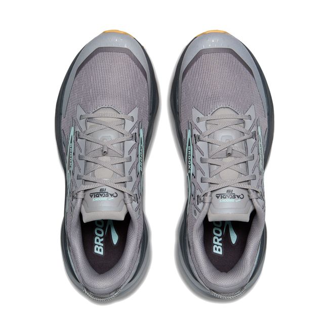 Lace upper of Brooks Men’s Cascadia 19 grey trail running shoe with all-terrain cushioned midsole.