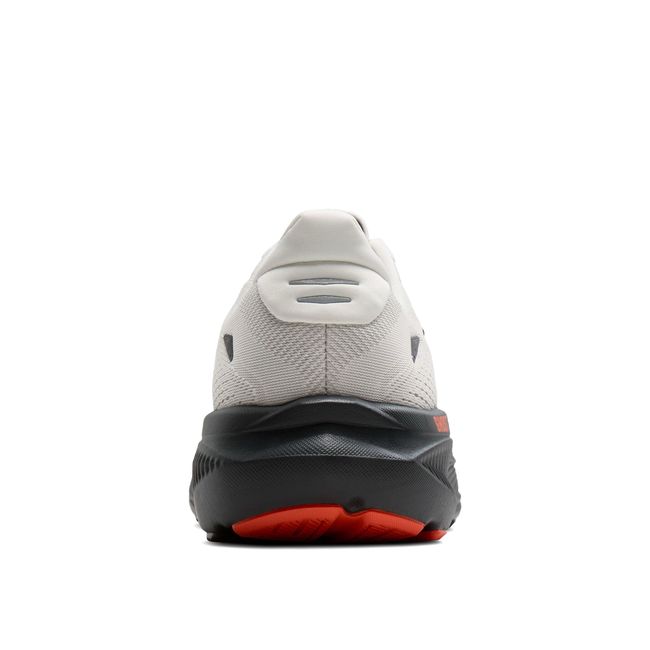 Rear heel view of Brooks Ghost 18 men&