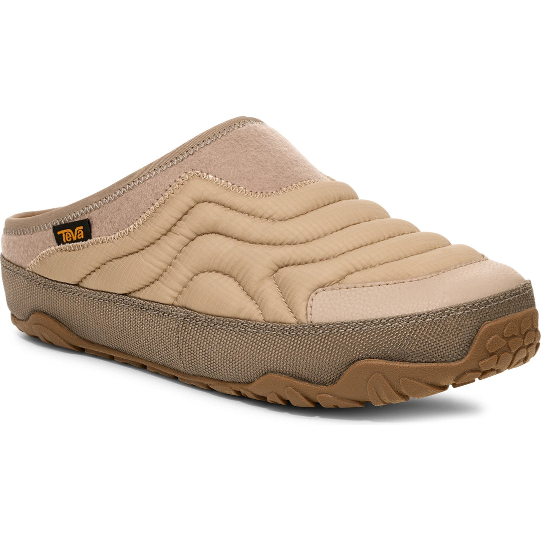 Front angle of Teva Women&