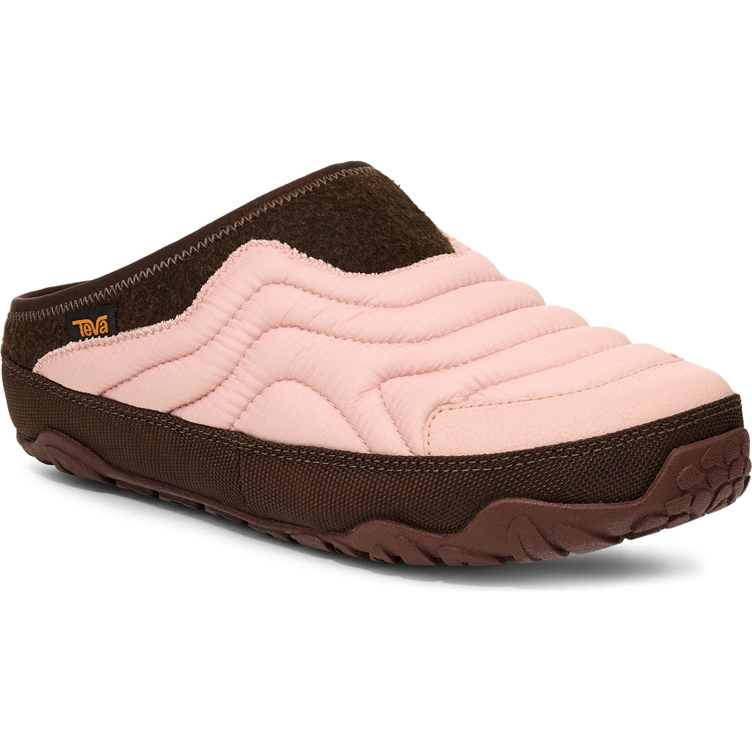 Front angle of Teva Women&