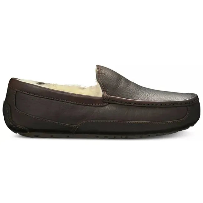 UGG Men's Ascot Leather Slipper