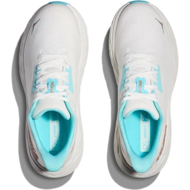 Hoka Women&#39;s Arahi 7 Running Shoe Frost/Rose Gold 1147851-FTRS
