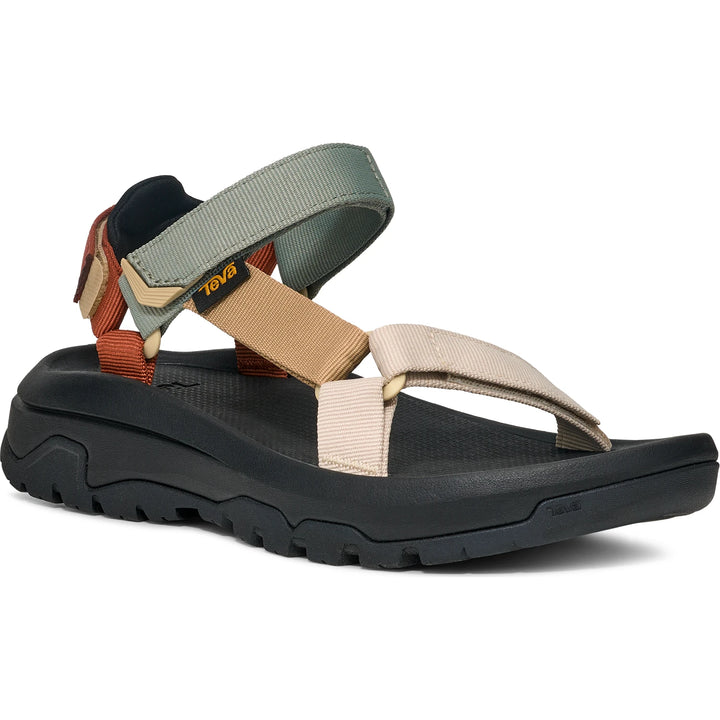 Front angle of Teva Women&