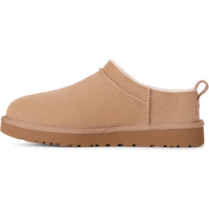 Medial side of UGG Women&