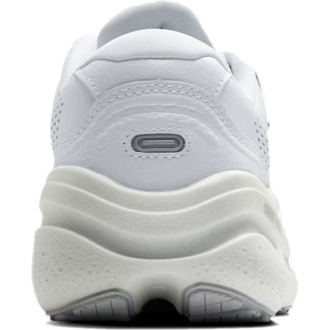 Brooks Women's Ghost Max 2 Leather Shoe