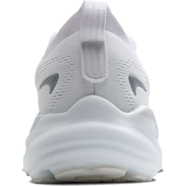 Heel of Brooks Women&#39;s Glycerin GTS 22 Running Shoe in all white