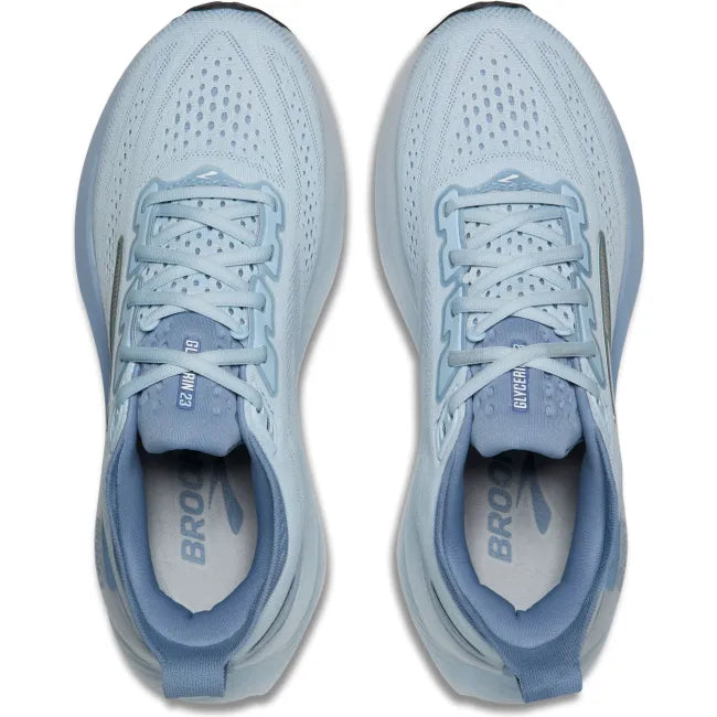 Top down view of Brooks Women&