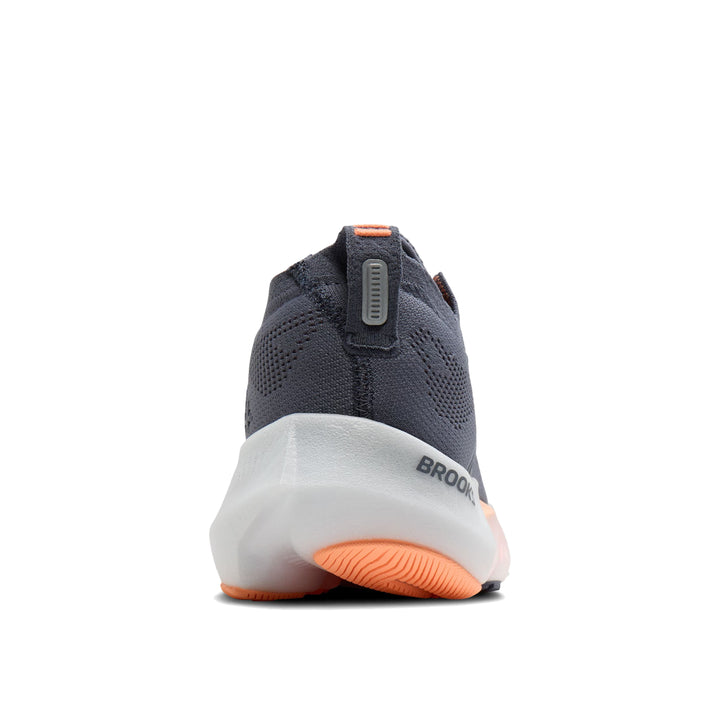 Rear heel view of Brooks Glycerin Flex women&