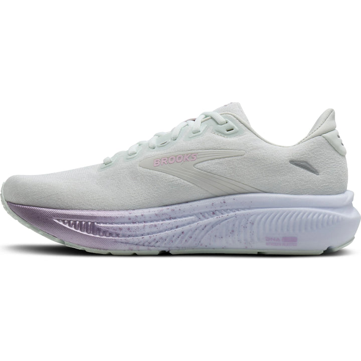 Medial side of Brooks Women&