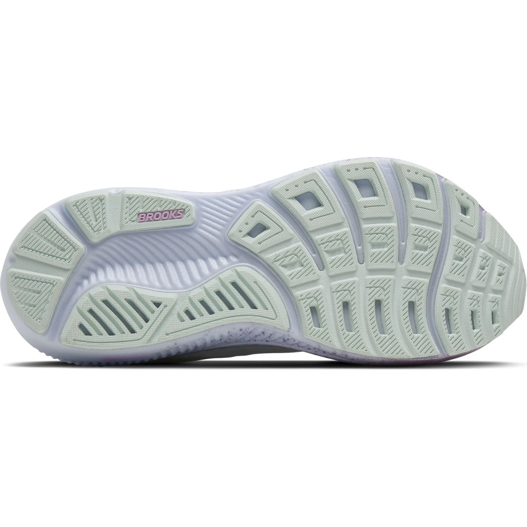 Sole of Brooks Women&