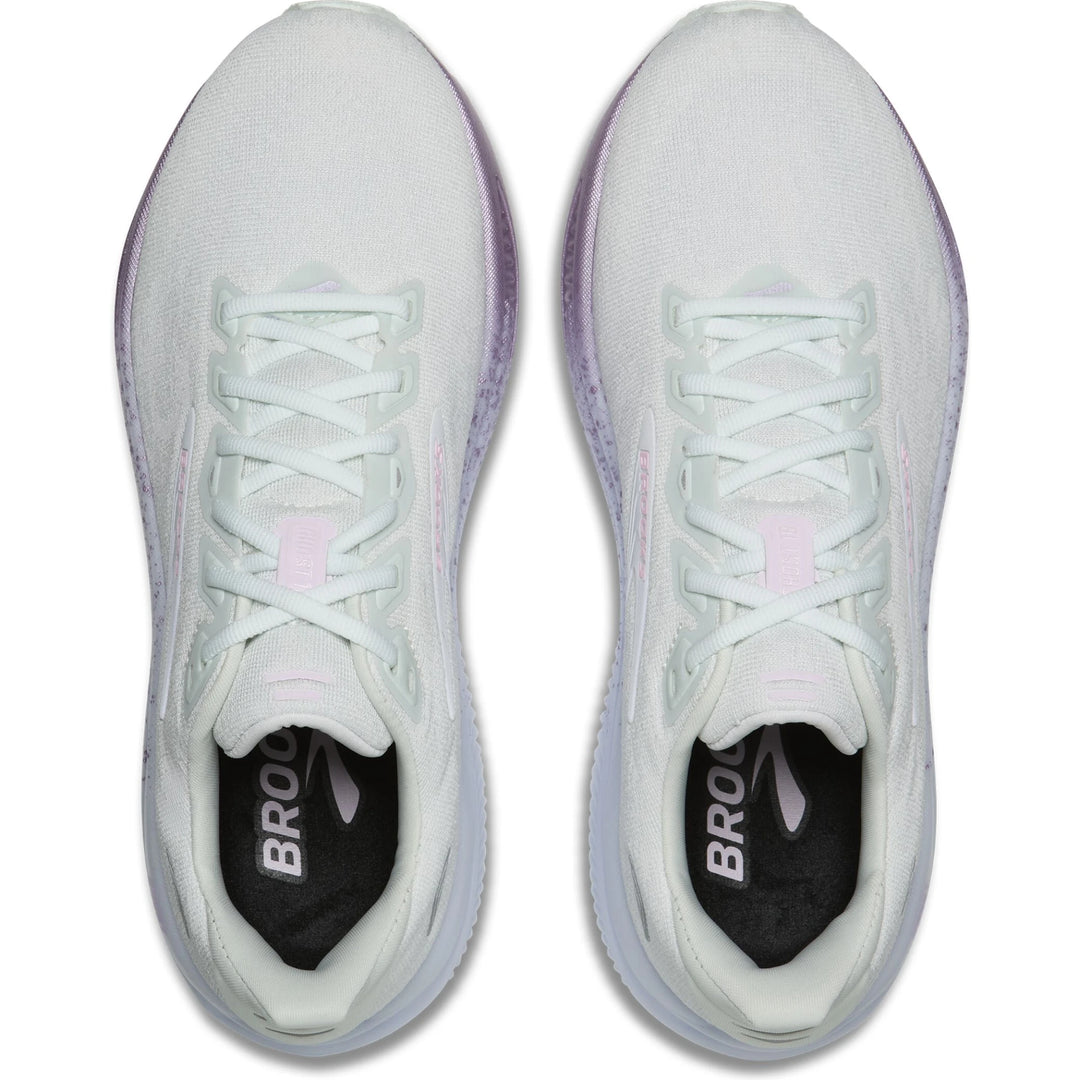 Top down view of Brooks Women&
