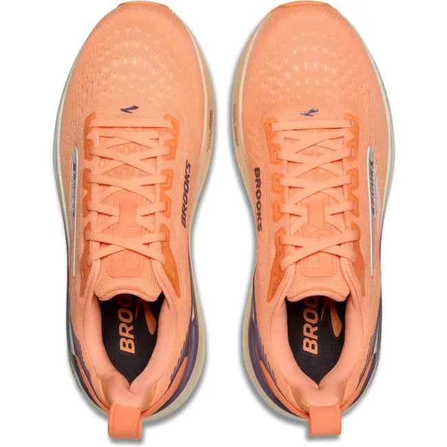 Top down view of Brooks Women&