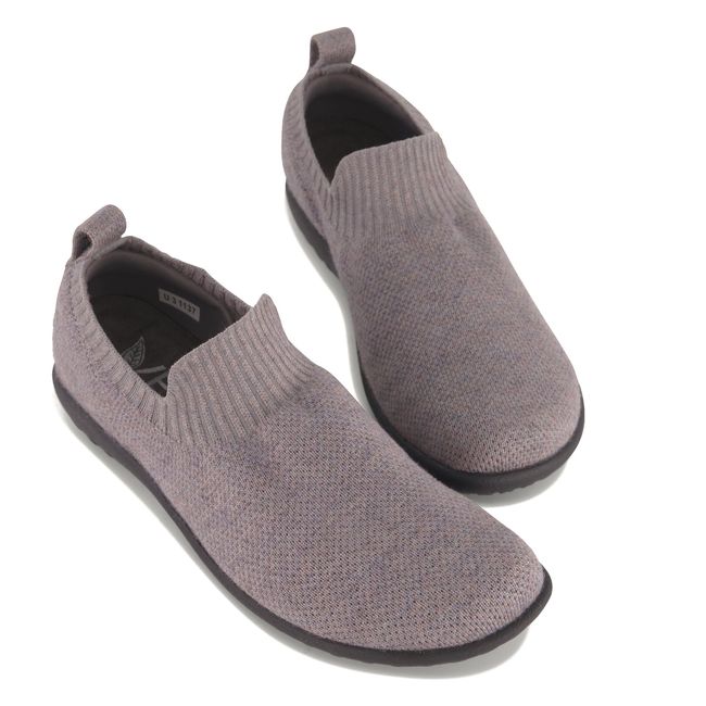 Pair of Naot Women&