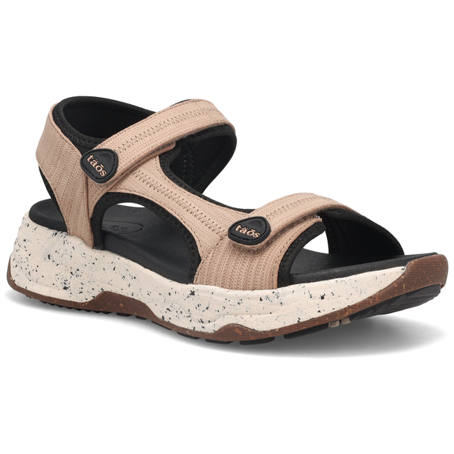 Front angled view of Women&