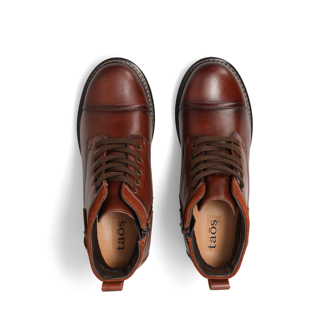 Top down view of the Taos Mini Crave pair showing the footbed