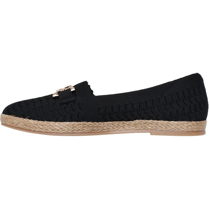 Inside of Skechers Women&