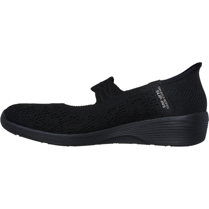 Inside of Skechers Women&