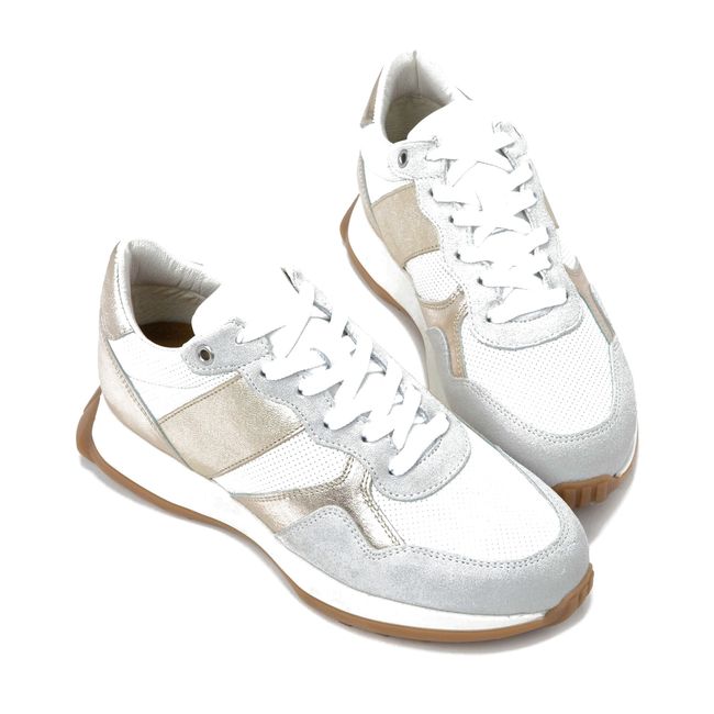 Pair of Naot Women&