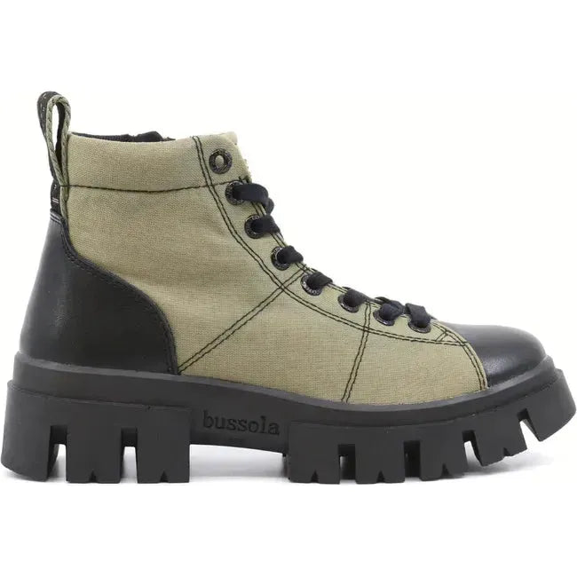 Lateral side of Women's Bussola Callidor Waterproof Boot in Mermaid Cordura green
