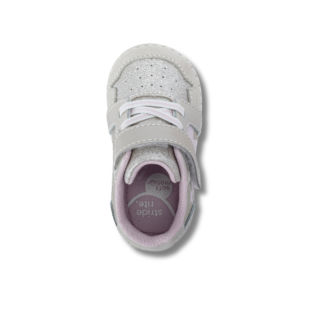 Top of Stride Rite Kids&