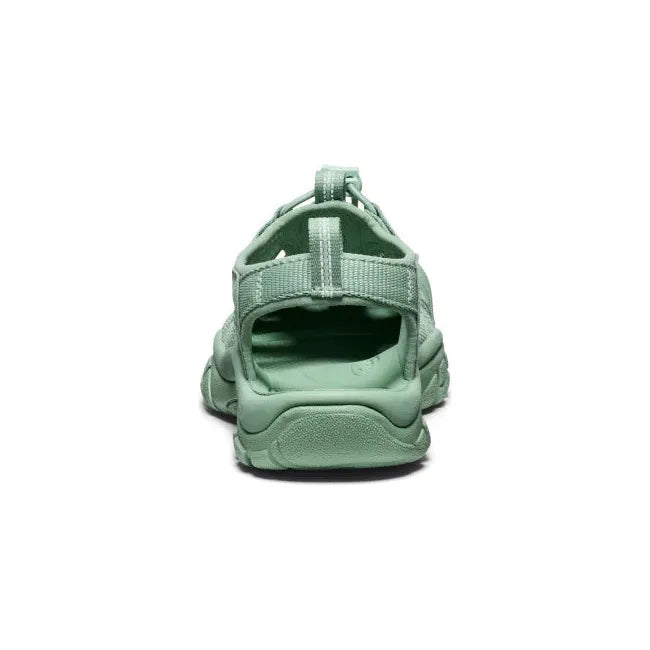 Heel of Women&#39;s Keen Newport H2 Sandal in Monochrome Granite Green