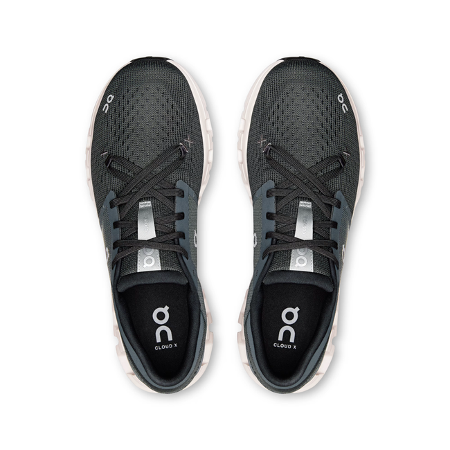 Tops of On Running Men&