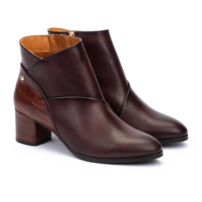 Front angled view of a pair of Women's Pikolinos Calafat Ankle Boot in Caoba mahogany brown leather