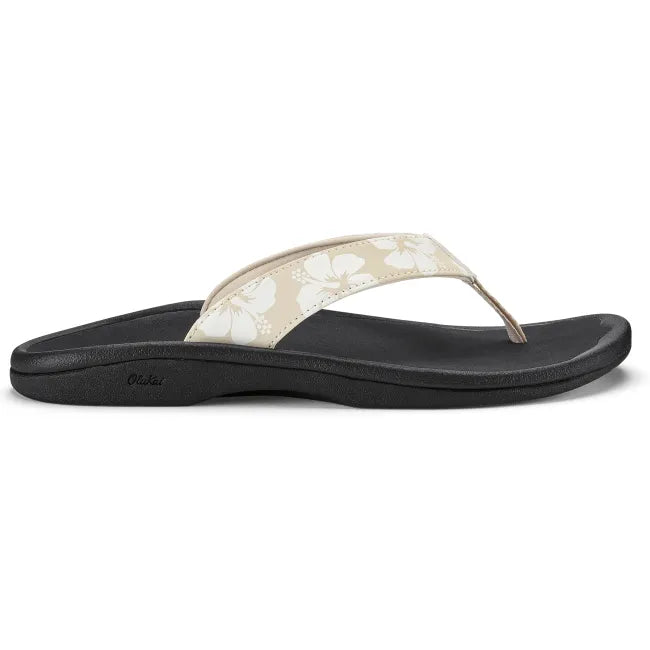 Side of Olukai Women&
