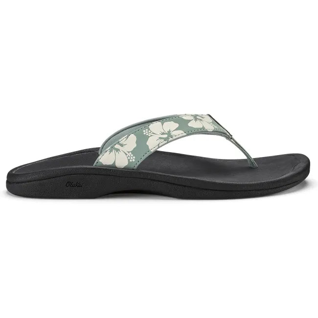 Side of Olukai Women&